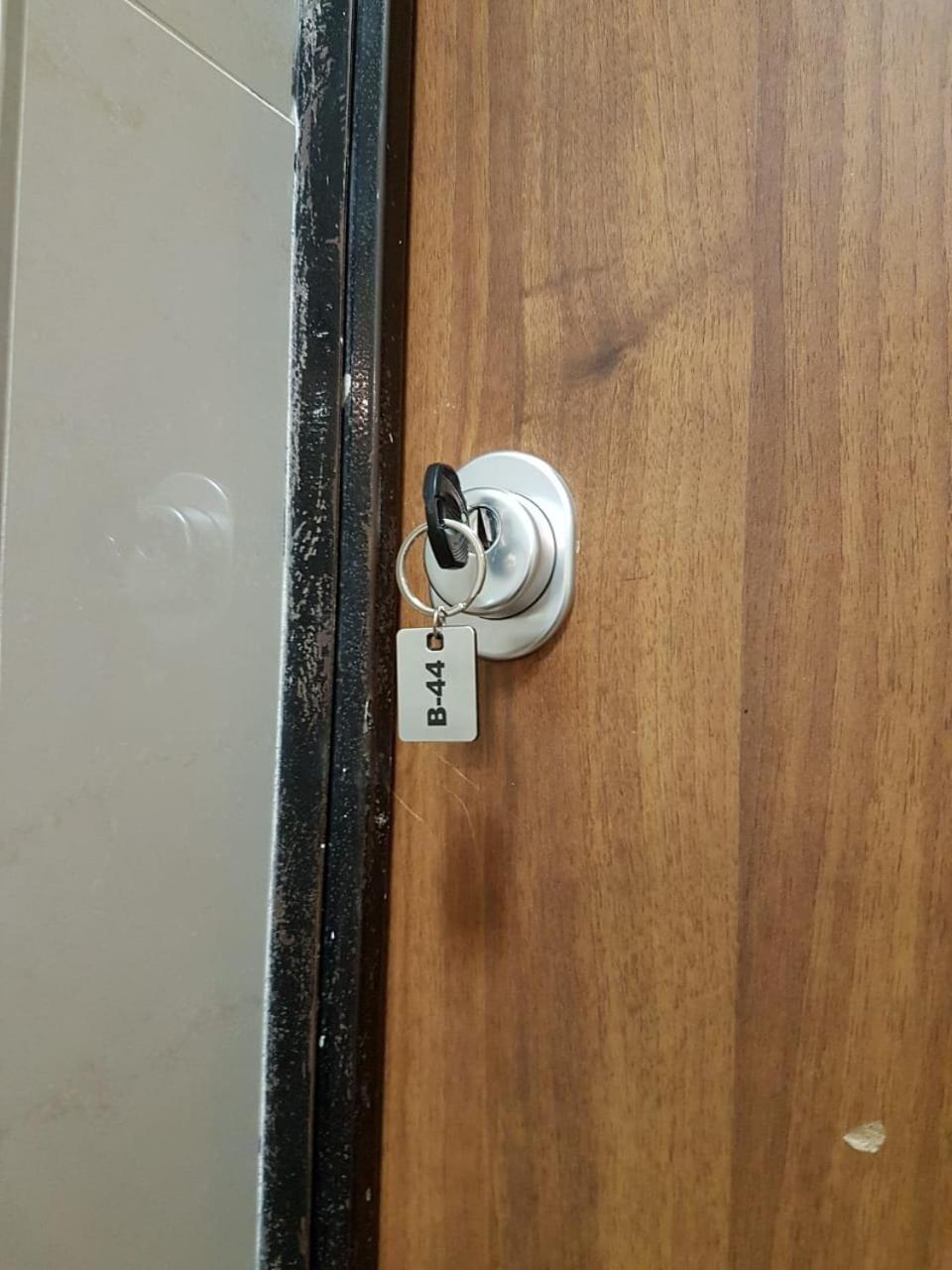 Apartment B44
